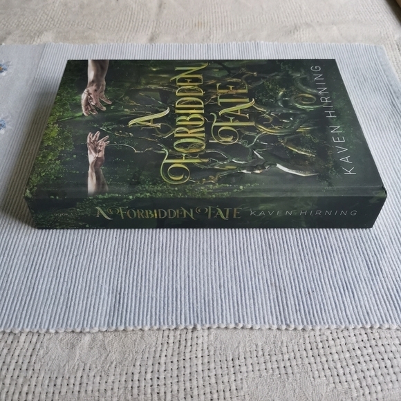 ❤️2/$20❤️ Forbidden Fate by Kaven Hirning Hardcover Novel - Picture 3 of 3